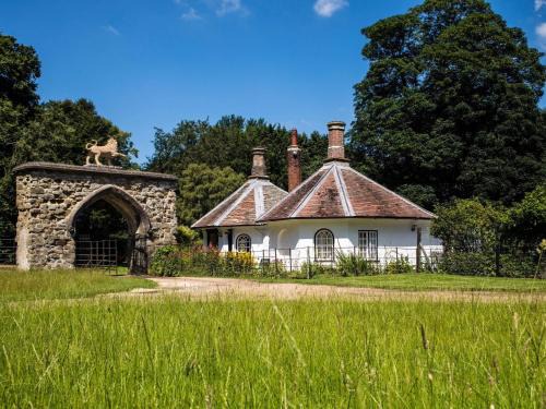 Horncastle Casa | Lion Gate Lodge