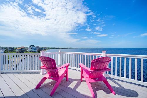 Brigands' Bay Casa | Liquid Sky 98