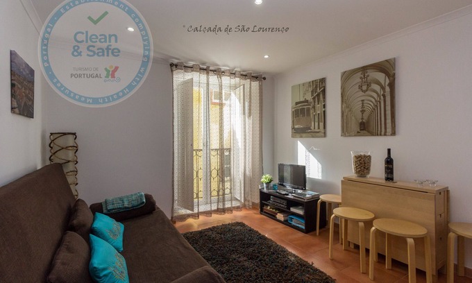 Sao Cristovao e Sao Lourenco Apartamento | Lisbon DownTown - Apartment in Historic Center