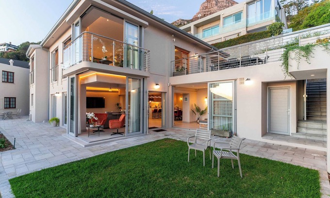 Clifton Villa | Lisburn on Clifton Villa - Ocean Views, Sleeps 15