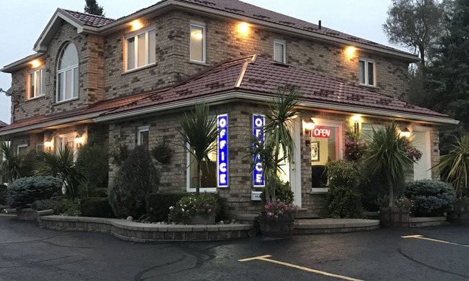 Listowel Hotel | Listowel Country Inn