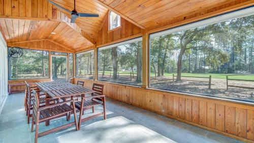 Pawleys Island Casa | Litchfield Cottage home by Peace Vacations