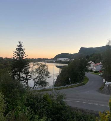 Svolvaer Apartamento | Liten eldre og koselig studiohybel