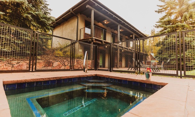 Green Mountain Falls Casa | Little Beaver Inn