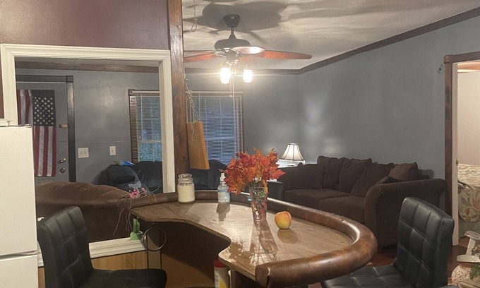 Bruno Casa | Little Creek 3 BR House