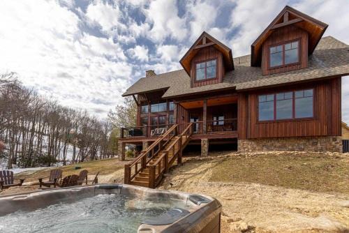 Elk Park Casa | Little Cubs Cabin at Eagles Nest