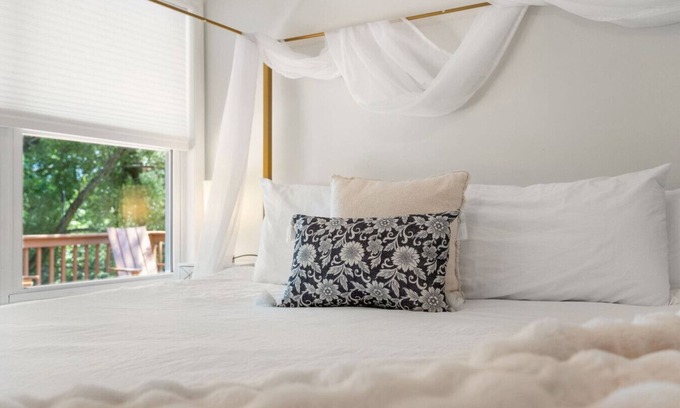 Sparta Casa | Little Elves Overlook