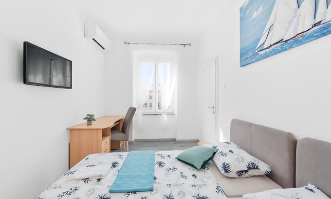 Rijeka Apartamento | Little Flower City Studio 5 - Rijeka rent