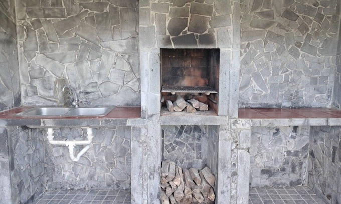 Praia da Vitoria Casa | Little Fountains House