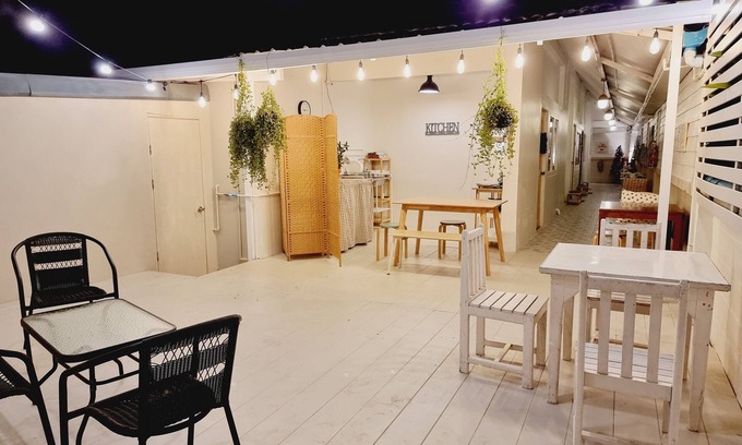Chalong Casa | Little Latte House