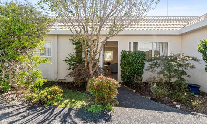 Manly Casa | Little Manly Cottage - Manly Holiday Home
