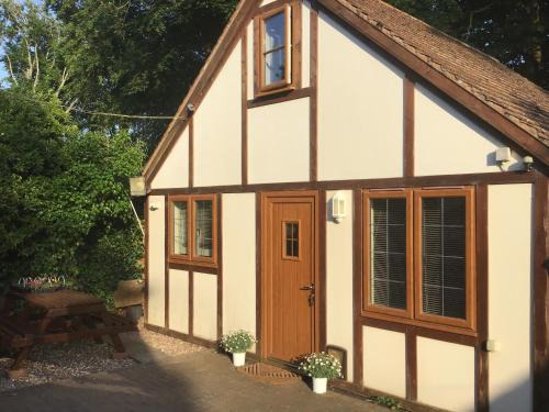 Egloshayle Casa | Little Nest EV Point
