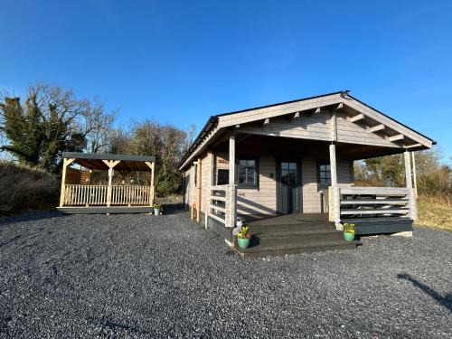 Tudenham Apartamento | LITTLE ROCK RETREAT Log Cabin with Hot Tub