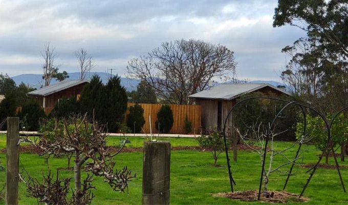Drouin West Casa | Little Sherwood Drouin Petting Zoo & Cottages
