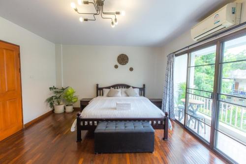 Huay Kaew Casa | Little Siri Guesthouse