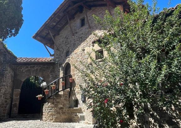 Potes Casa | LITTLE TOWER