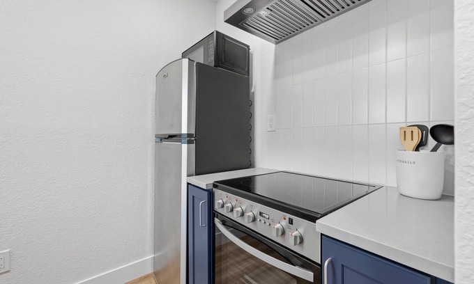 St. Pete Beach Condominio | Live at the Beach!