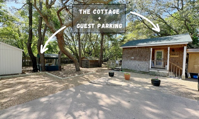 Southern Shores Apartamento | Live Oak Cottage - 'tiny house' / walk to beach