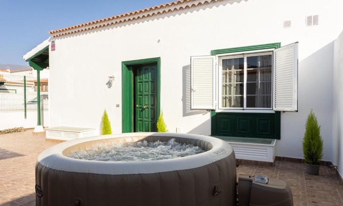 Abades Apartamento | Live playa chica abades