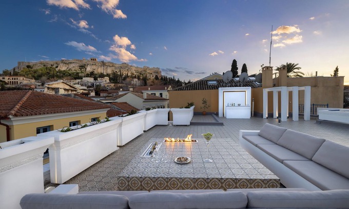 Thissio Casa | Live Your Myth Under The Acropolis@Plaka