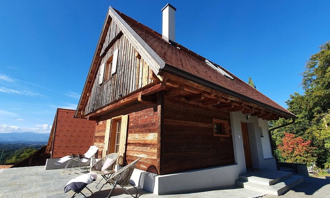 St Andra-Hoech Chalet De Esquí | Living & Relax Resorts "Tu tiempo de placer" con vistas a los viñedos