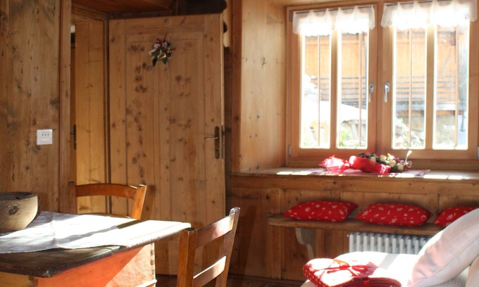 Selva di Cadore Apartamento | Vivir la tradición en el corazón de los Dolomitas UNESCO, senderismo y esquí