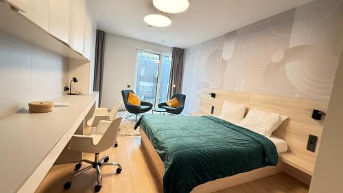 Cessange Apartamento | Livingstones III - Henry's 411 - 2P - Shared Kitchen