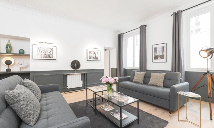 Quartier du Faubourg-Montmartre Apartamento | LivinParis - Luxury 3 Bedrooms Opera I