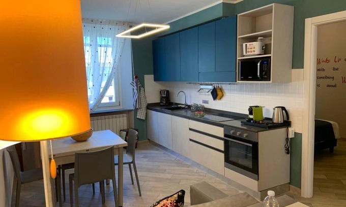 Livorno Apartamento | Livorno Suite - In Borgo Apartment: comfortable stay near the sea!