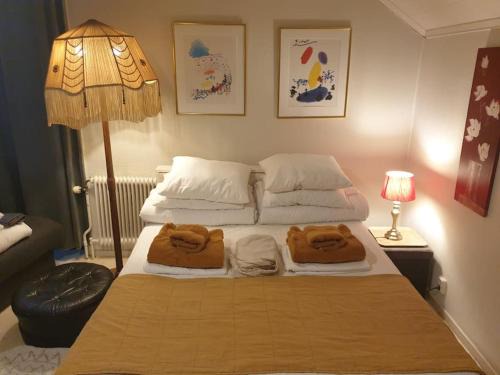 Umea Apartamento | Ljus vindslägenhet- Nära Centralstationen