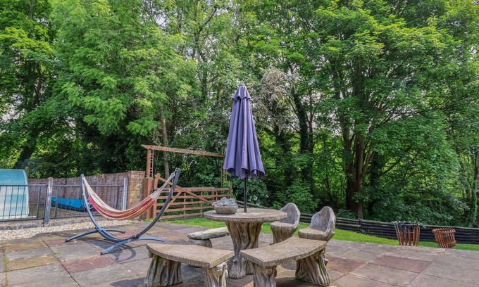 Ruabon Cabaña | Llys Offa, RUABON