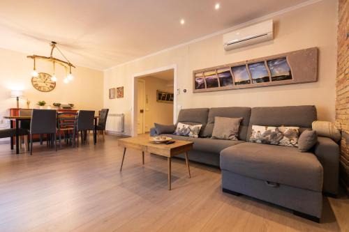 Tremp Apartamento | Lo passeig