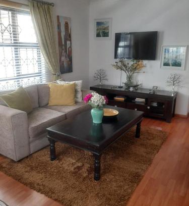Trawal Apartamento | Local & comfortable