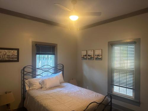 Enterprise Casa | Local with a Side of Cozy