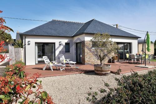 Guilvinec Casa | LocaLise - M11 - Ty Gwennili - Maison de plain pied avec terrain entièrement clôturé - Accès plage et centre à pied - Wifi inclus - Draps inclus - Animaux non admis