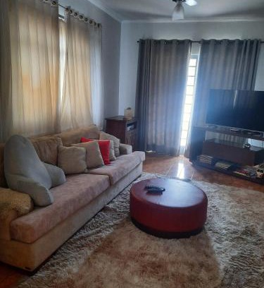 Regiao Urbana Homogenea XV Casa | Localização privilegiada e conforto!