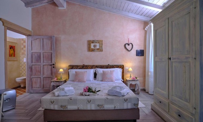 Olbia Hotel | LOCANDA MURALES - Turismo rurale