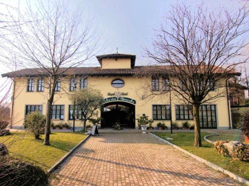 Osnago Casa | Locanda Papà Nenè