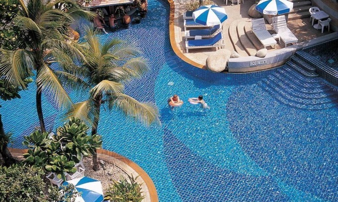 Patong Hotel | ubicado en la famosa playa de Patong, Habitación Deluxe # 12