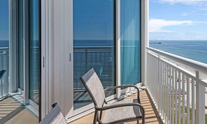 Ash Complejo | Located On Cherry Grove Beach-Wyndham Towers On The Grove- 3 Bd. Dx. Oceanfront