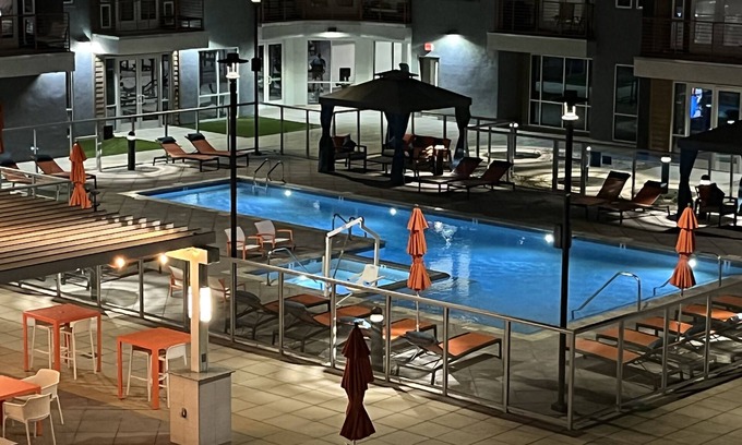 Downtown Phoenix Condominio | LOCATION 0.6 to sports arena and events.