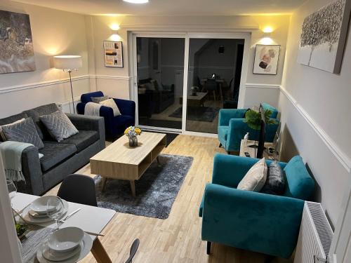 Nottingham Casa | Location-Comfortable Beds-Free Parking-Families