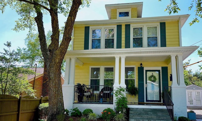 Georgetown Cabaña | Location! Comfy Beds~Hot Tub~6mi KY Horse Park~Walkable