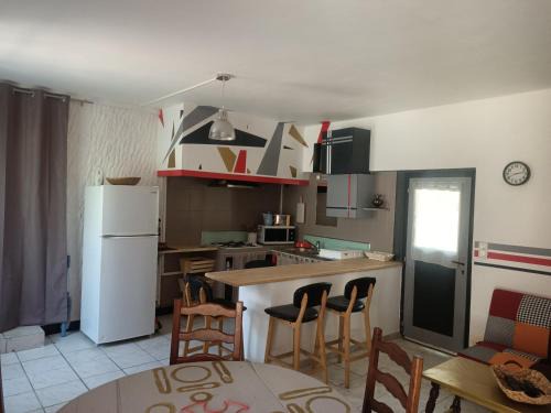 Montesquieu-des-Alberes Apartamento | location saisonnière curiste