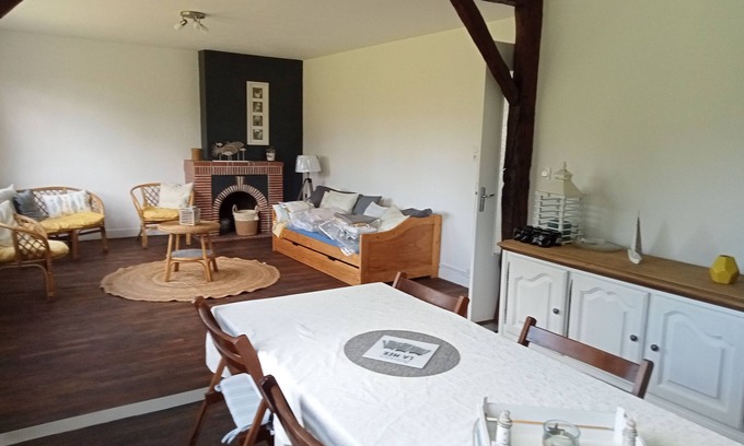 Folligny Casa | Location Vacances Avec Jardin 6-7 Personnes