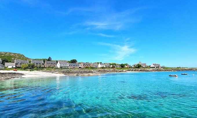 Calgary Cabina | Loch Assapol - sleeps 4 guests in 1 bedroom
