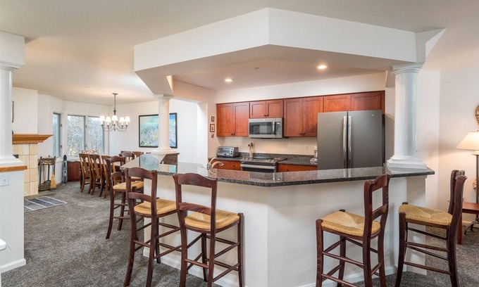 Sunday River Area Casa | Locke Mountain J-3 | 5 Bed, 3.5 Bath