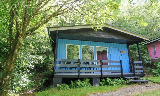 Lamlash Cabaña | LODGE 4 - "BIRCH", pet friendly in Lamlash, Isle Of Arran