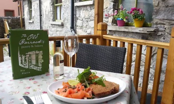 Athenry Casa | Lodge at The Old Barracks