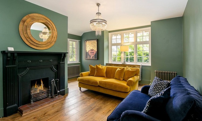 Oxford Casa | Lodge Farm - Stunning 3 Bed with Large Garden